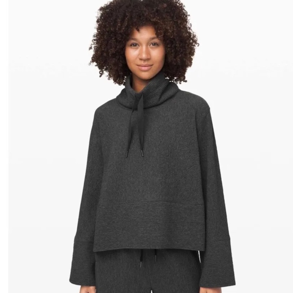 Lululemon Retreat Yourself Pullover